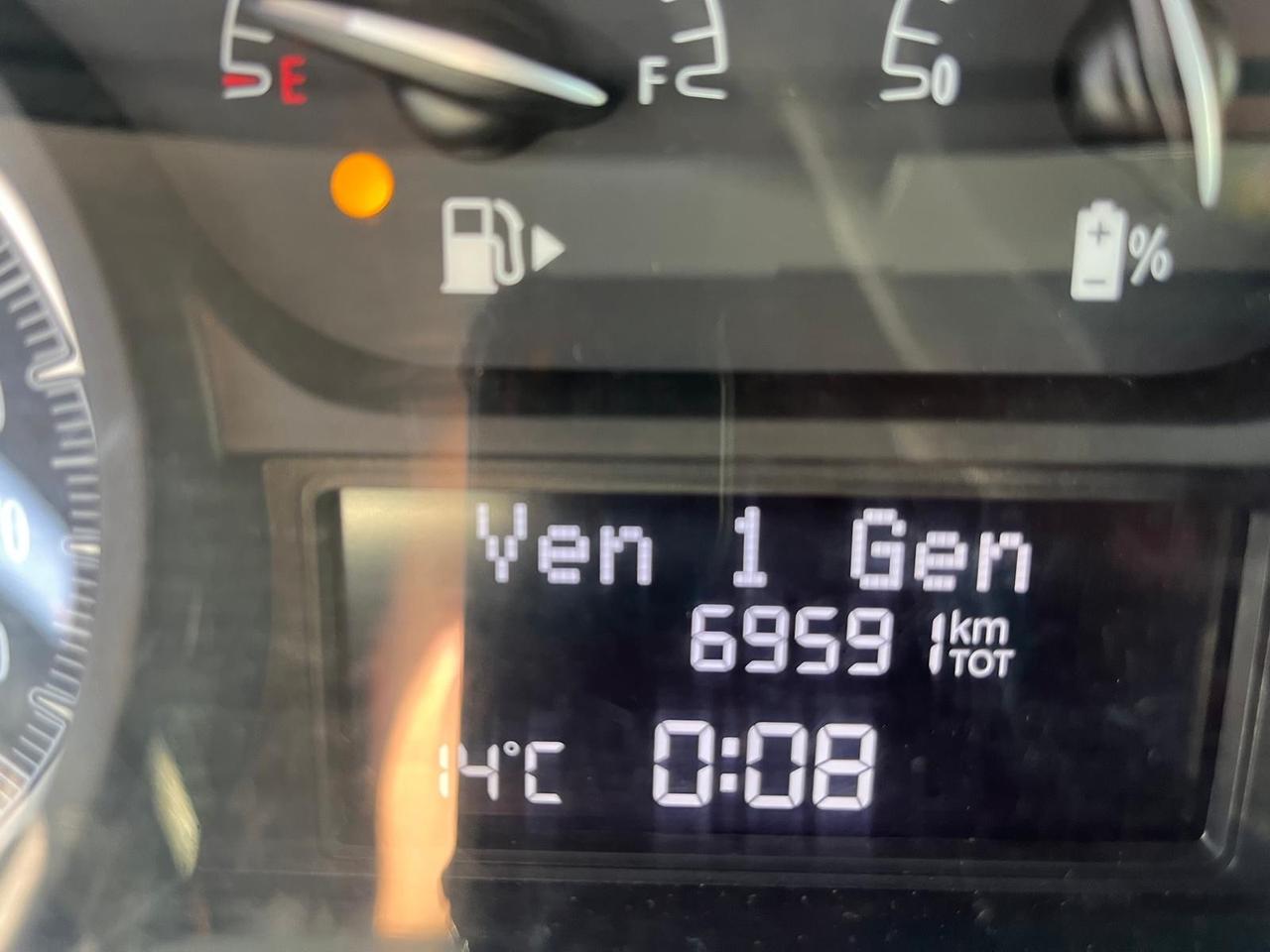 Lancia y 1.0 hybrid- 69 cv -km 69000-06/2022