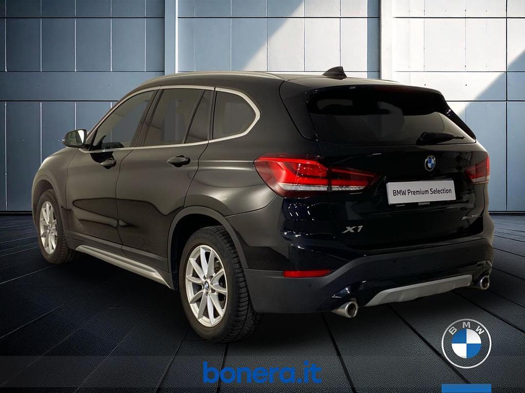 BMW X1 18 d xLine sDrive Steptronic