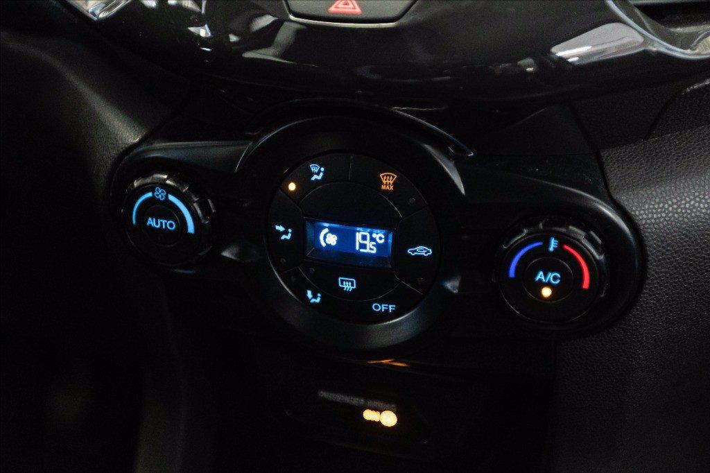 FORD EcoSport 1.5 tdci Titanium 95cv E6 del 2016