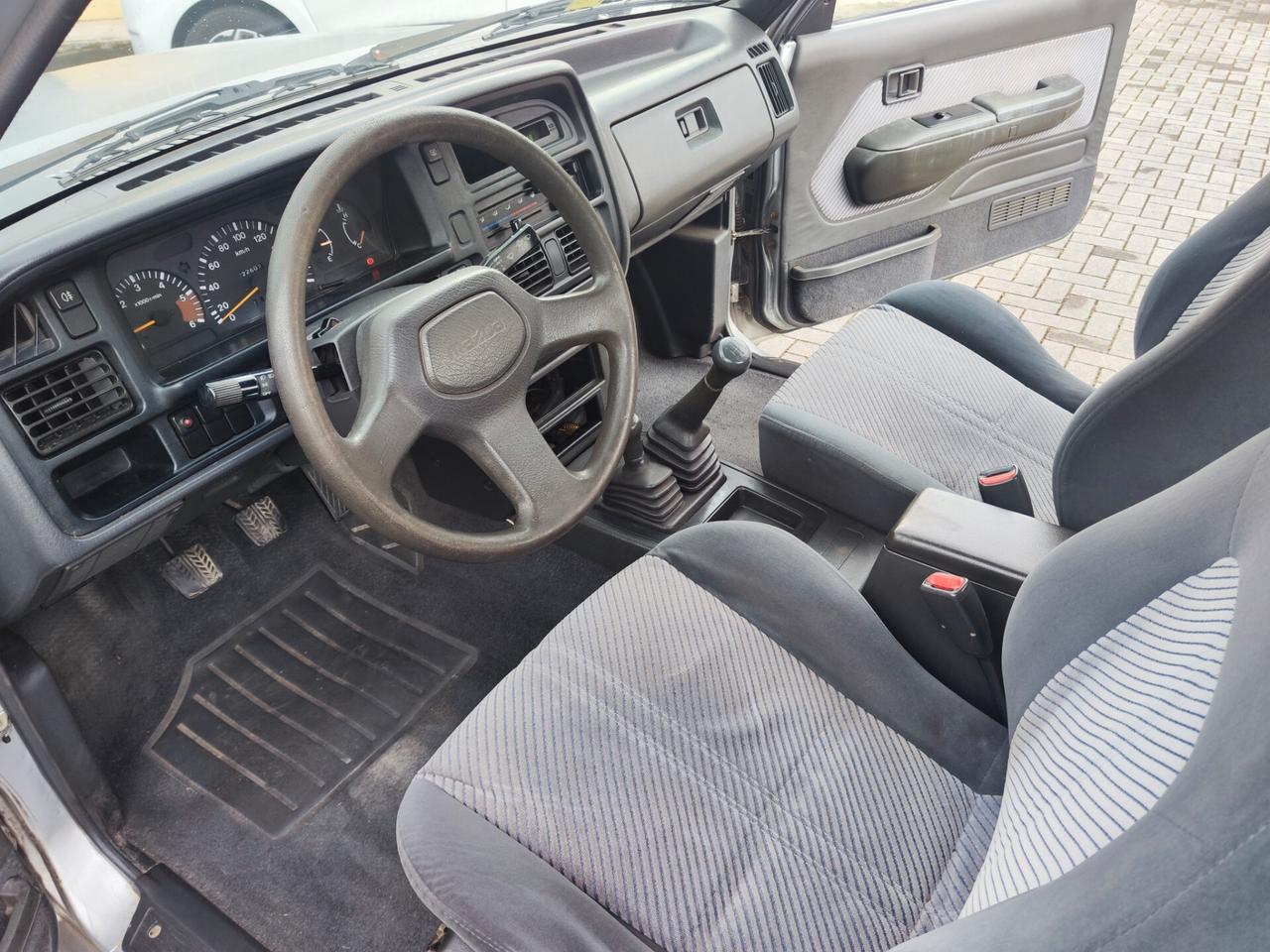 Mazda Pick Up 2500 4x4 doppia cabina