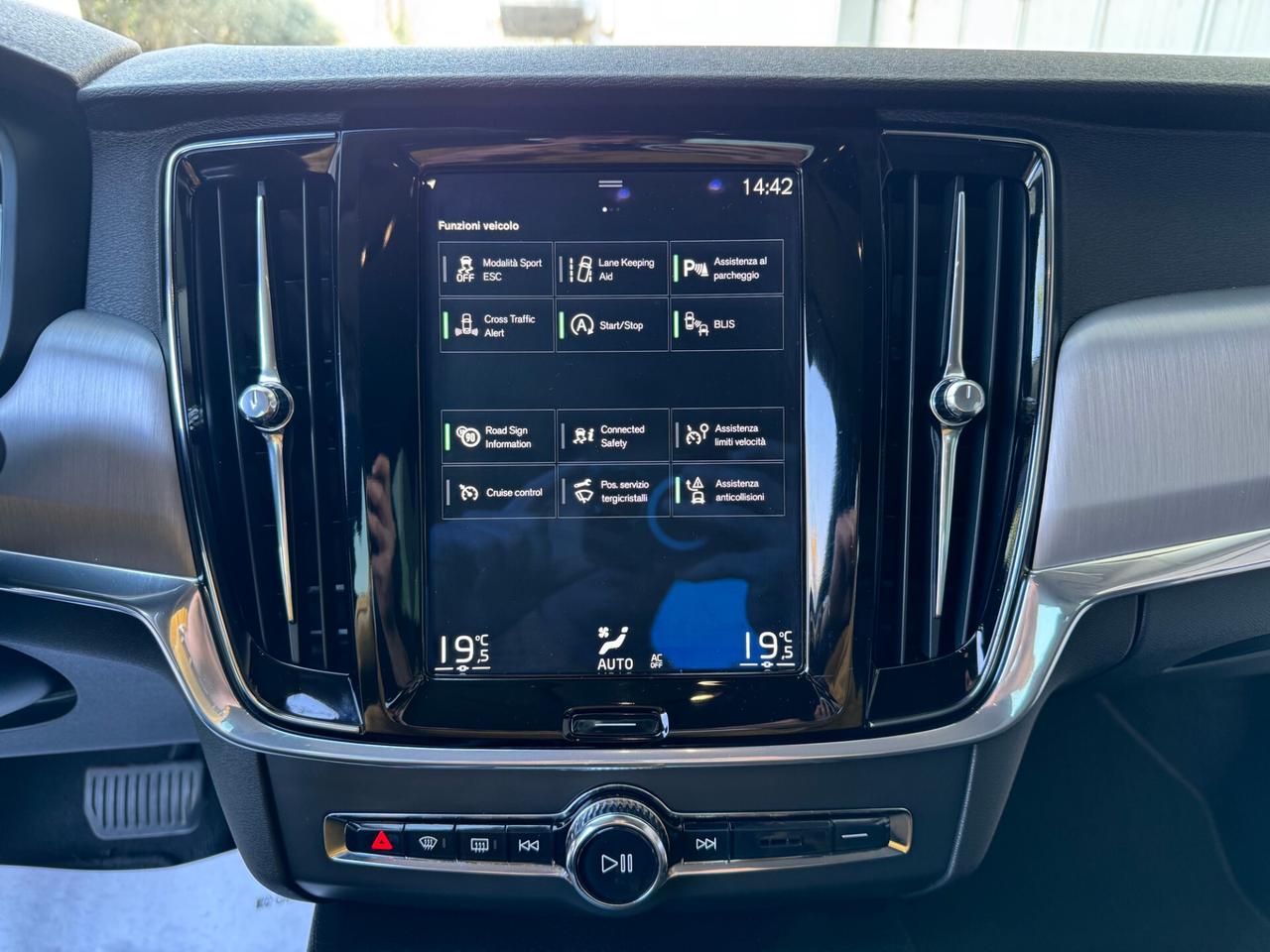 Volvo S90 2.0 d4 Business+ AUTO GARANZIA 24 MESI