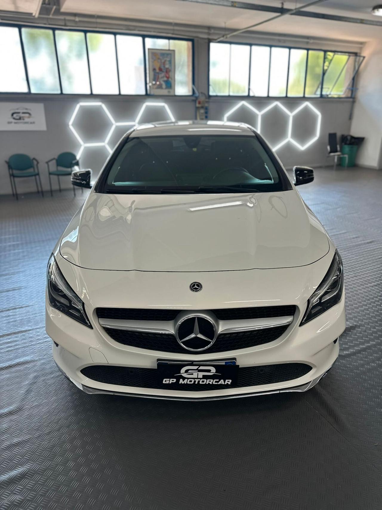 Mercedes-benz CLA 200 d 4Matic Automatic Premium