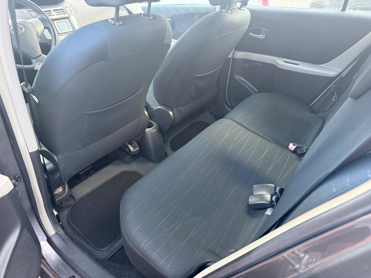 Toyota Yaris 1.4 D-4D 5 porte Navi