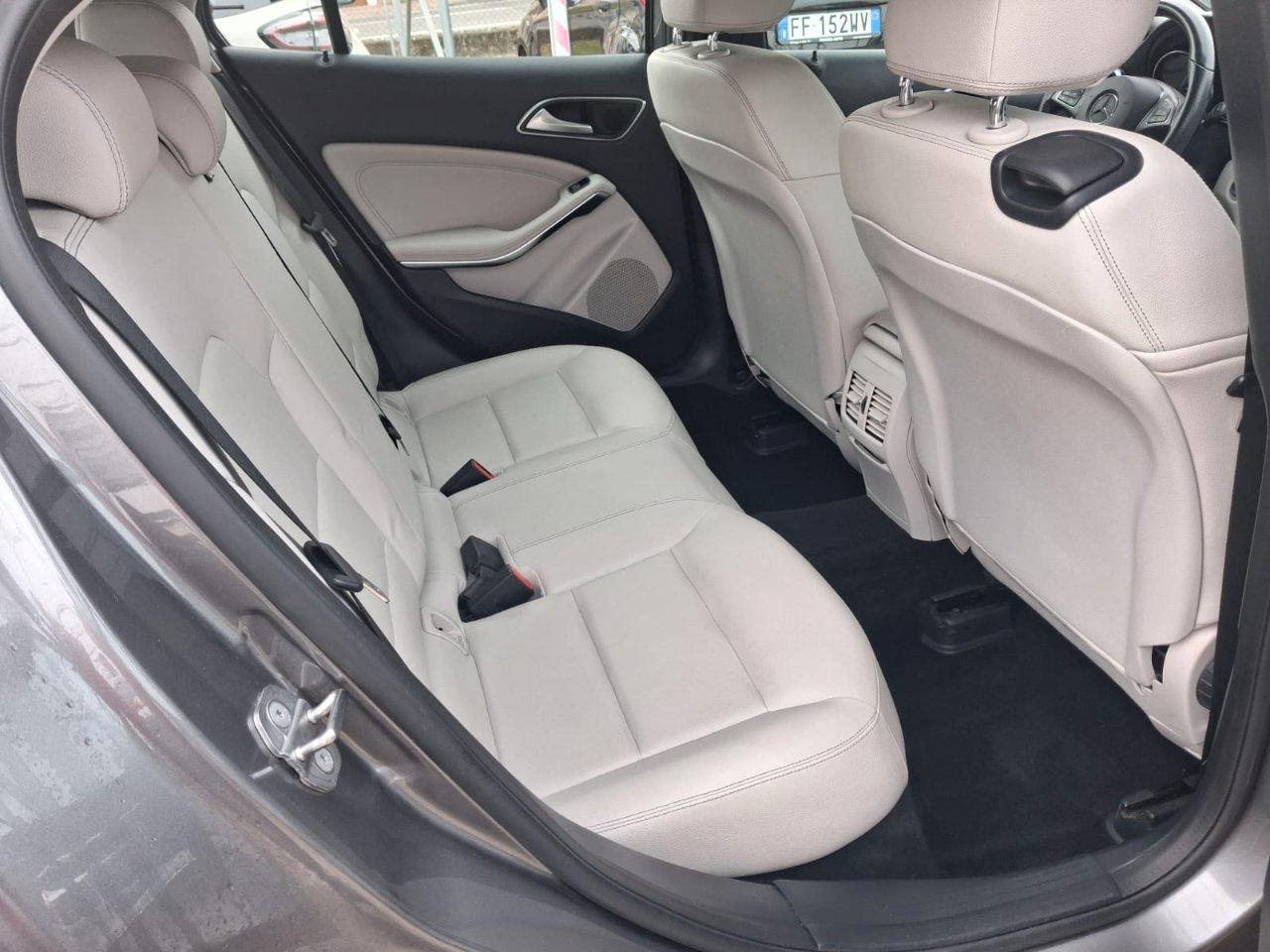 Mercedes GLA 200 d Sport auto