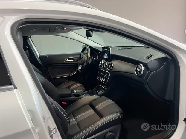 MERCEDES-BENZ GLA 200 d Automatic Sport