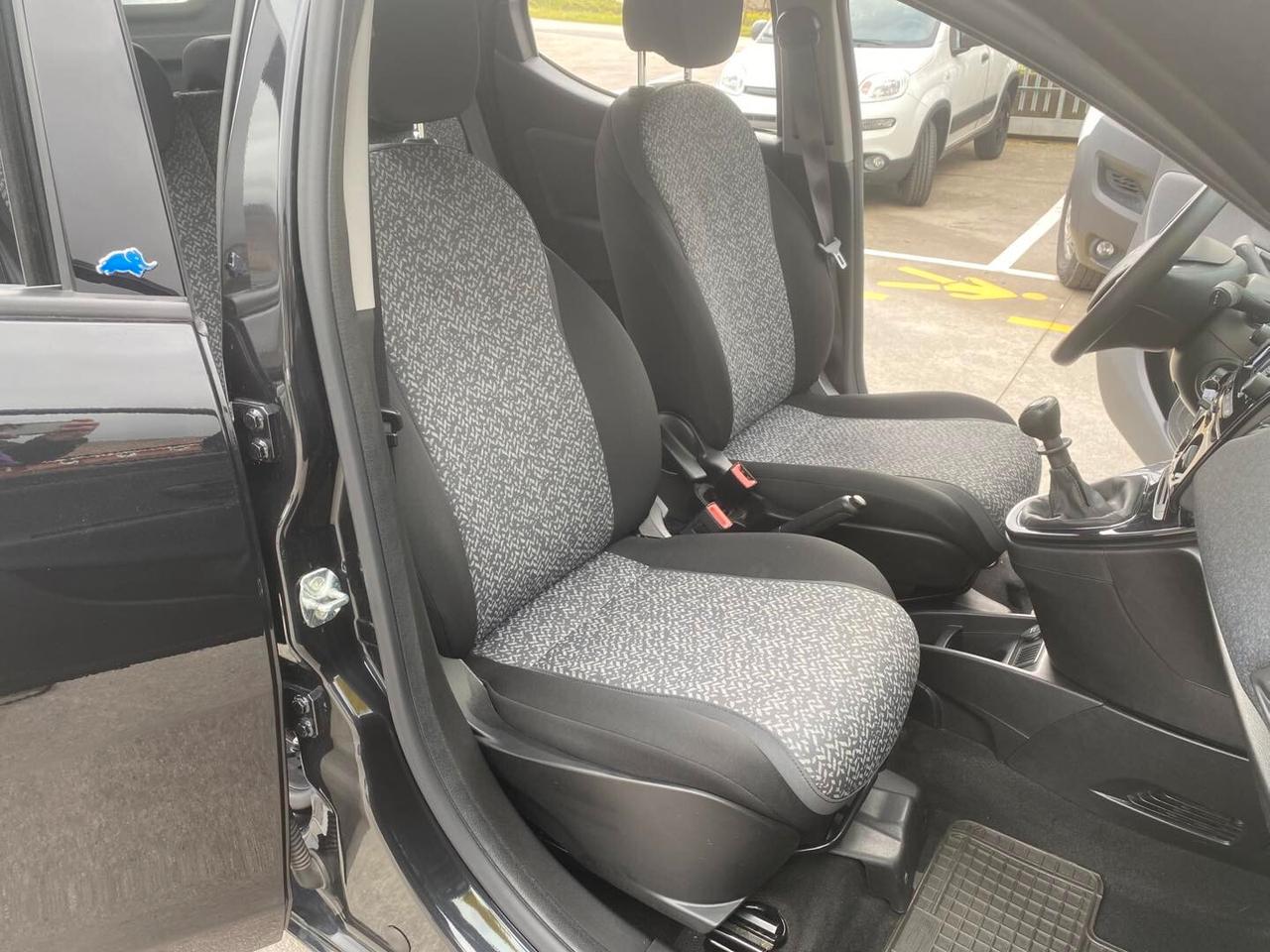 Lancia Ypsilon 1.2 69 CV Benzina-GPL Ecochic Elefantino Blu