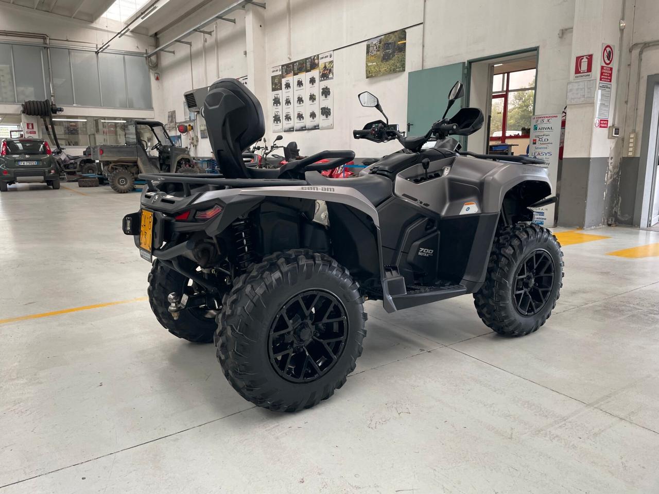 Can Am Outlander MAX XT T 700