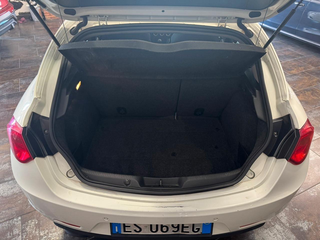 Alfa Romeo Giulietta 1.6 JTDm-2 105 CV Business