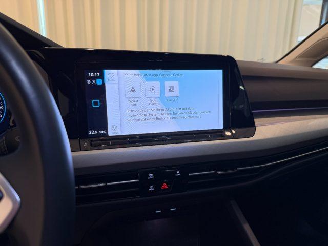 VOLKSWAGEN Golf 1.5 TSI Life NEOPATENTATI LED ACC DAB+