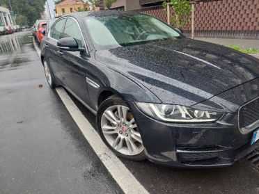 Jaguar XE 2.0 D Turbo 180CV aut. Portfolio Motore rumoroso