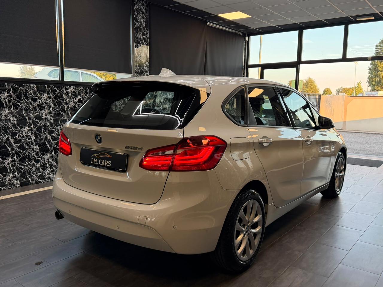 Bmw 2er Active Tourer 218d Advantage