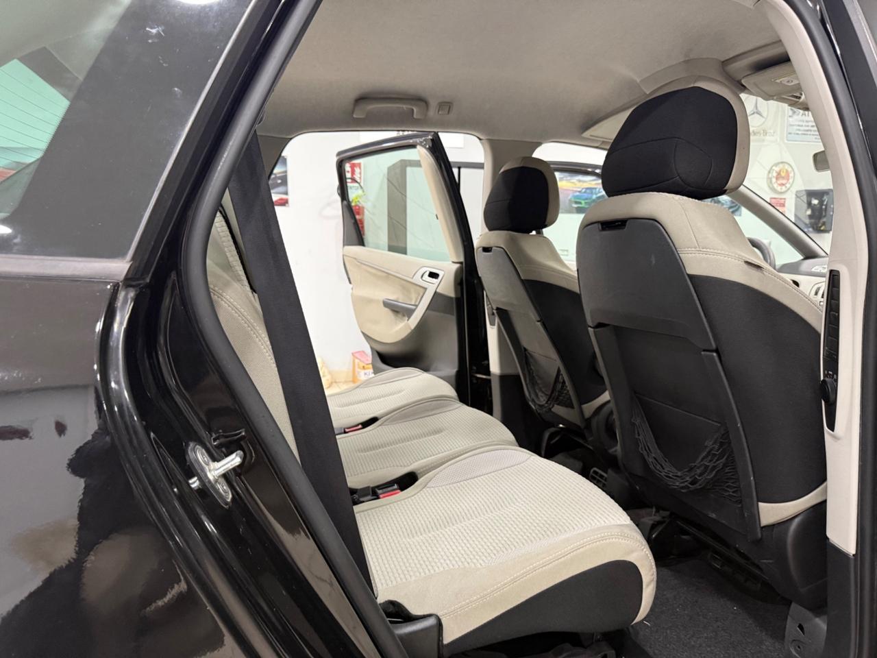 Citroen C4 Picasso 1.6 hdi elegance