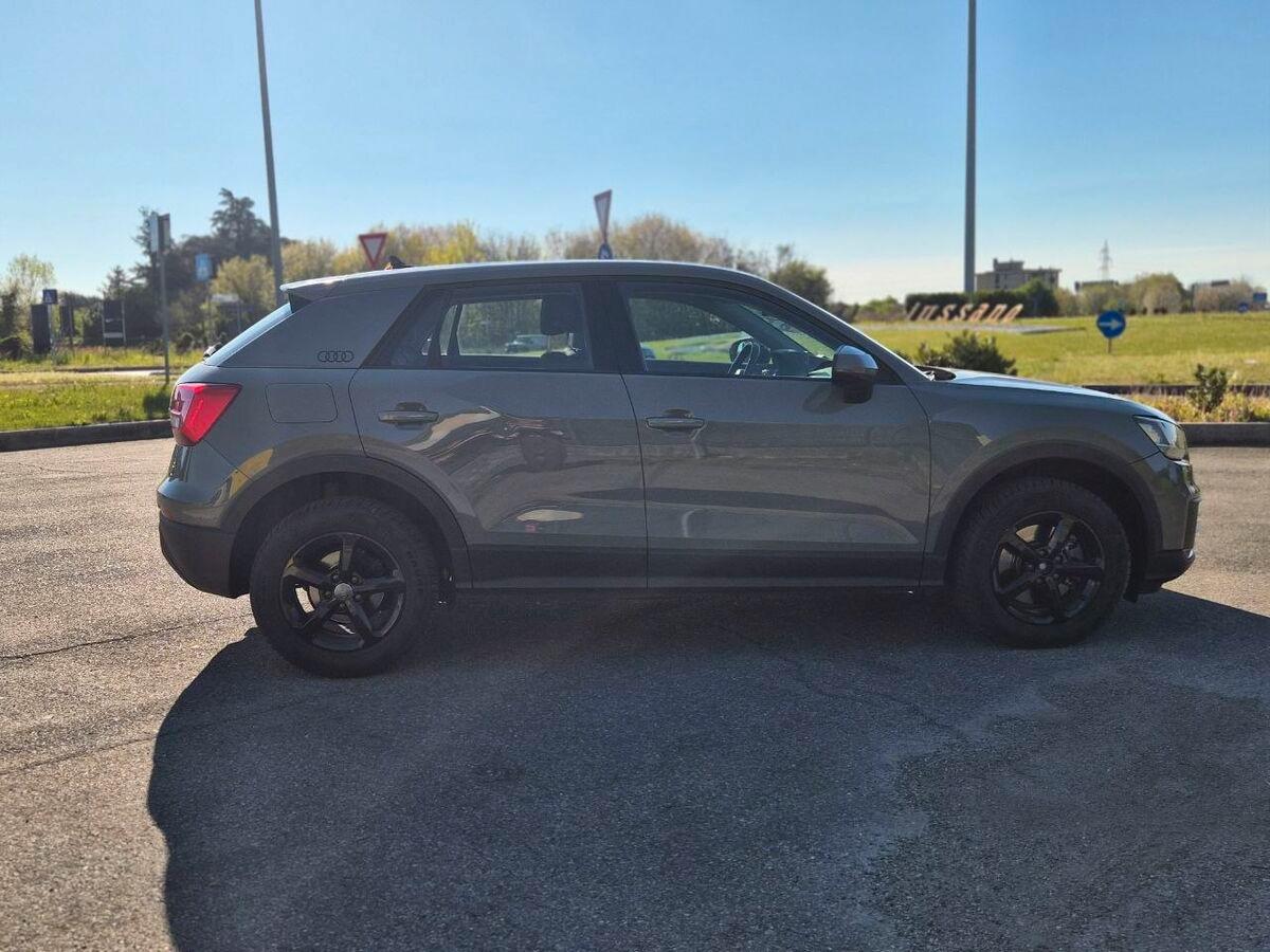 Audi Q2 30 1.6 tdi Admired s-tronic