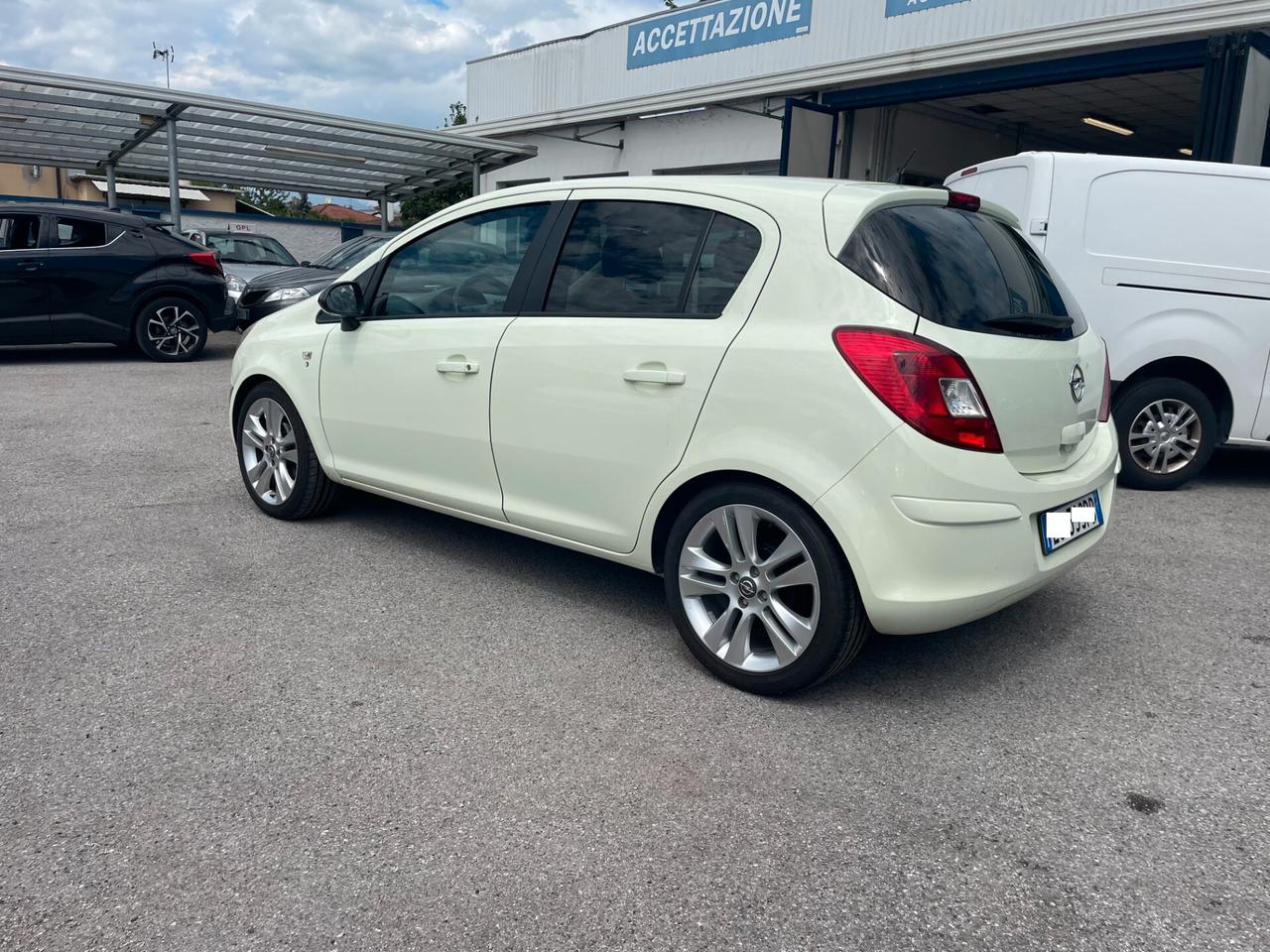 Opel Corsa 1.3 CDTI 95CV F.AP. 5 porte Cosmo
