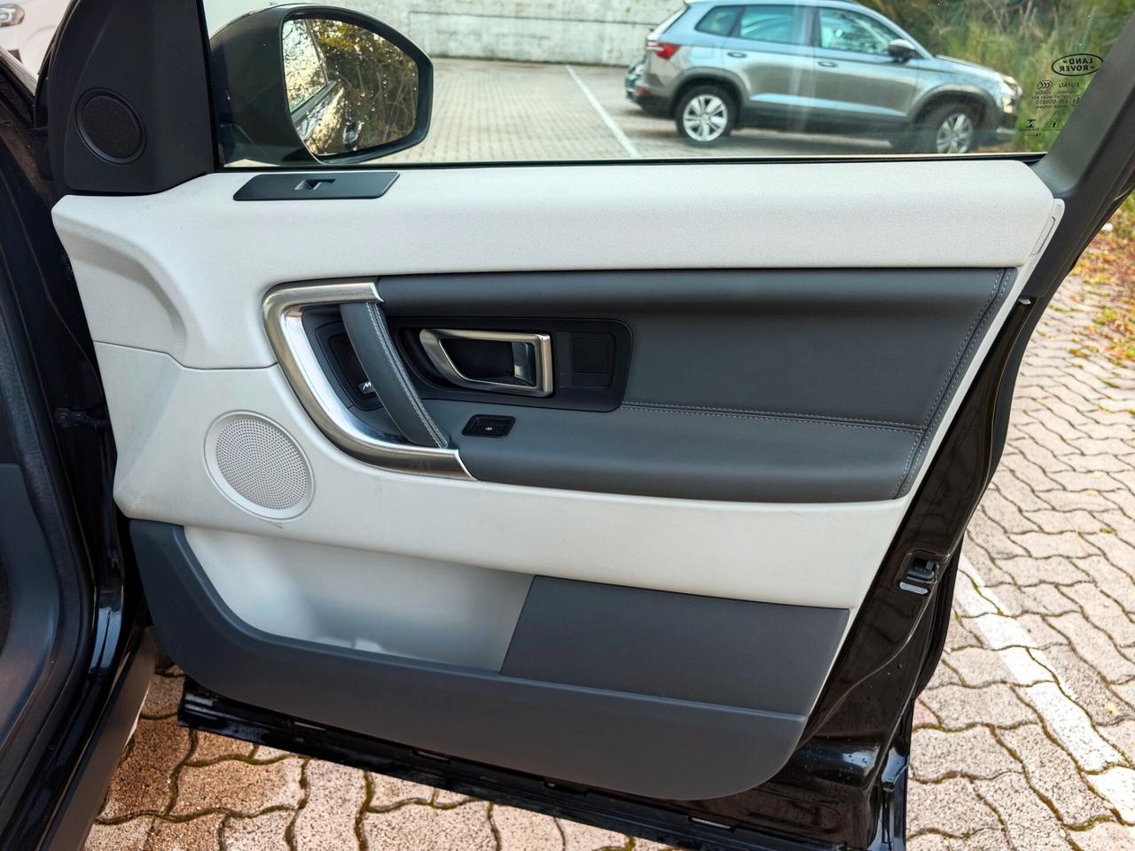 Land Rover Discovery Sport 2.0 TD4 180 CV