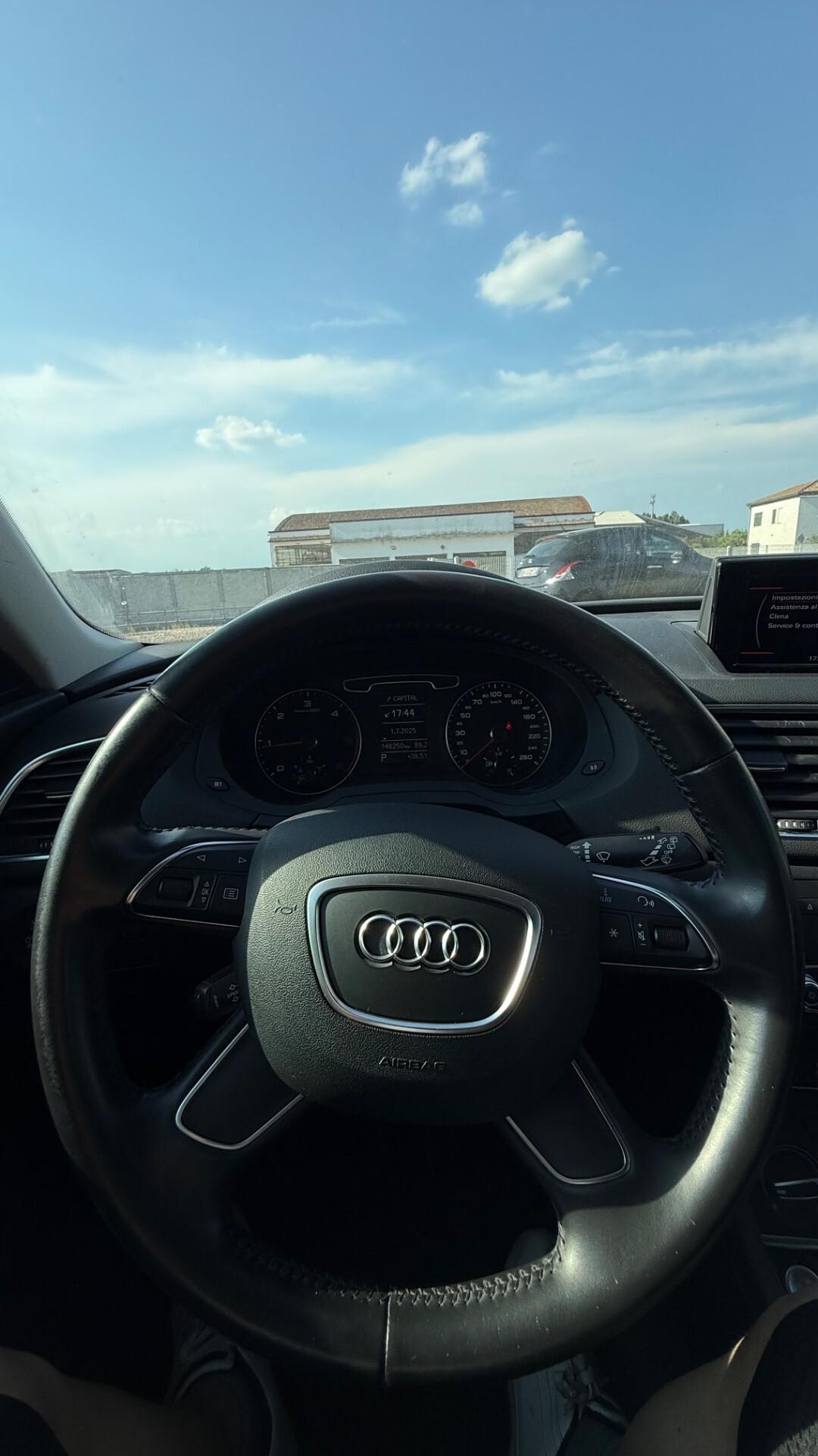 Audi Q3 2.0 TDI 140 CV quattro S tronic Sline