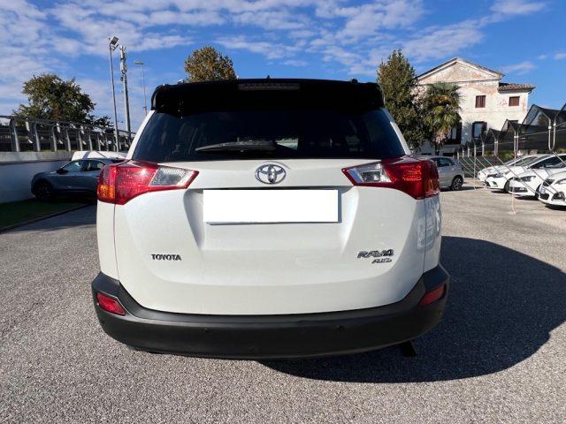 TOYOTA RAV 4 MY23 RAV4 2.2 D-CAT A/T 4WD Lounge