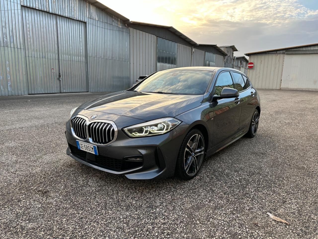 Bmw 118 118d 5p. Msport autom full led