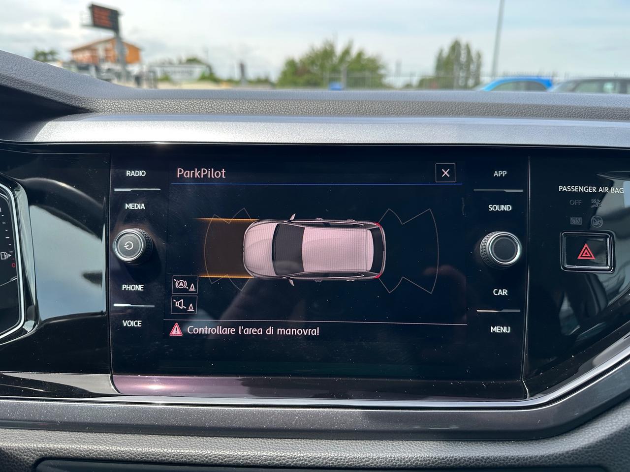 Volkswagen Polo 1.0 TSI Highline R-Line - 2019