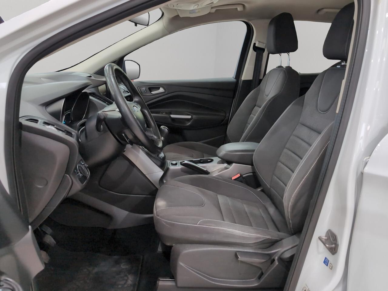 Ford Kuga 2.0 TDCI 120 CV Titanium