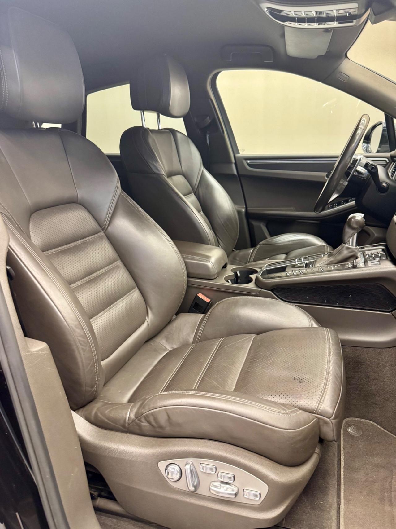Porsche Macan 2.0 250 CV NO SUPERBOLLO FULL OPTIONALS GANCIOTRAINO PERMUTE