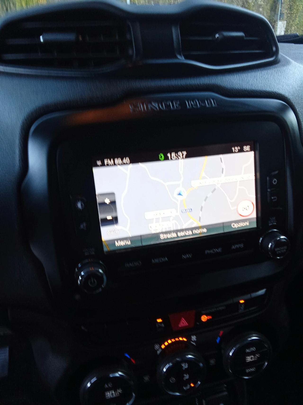 Jeep Renegade 1.6 Mjt 120 CV Limited 017