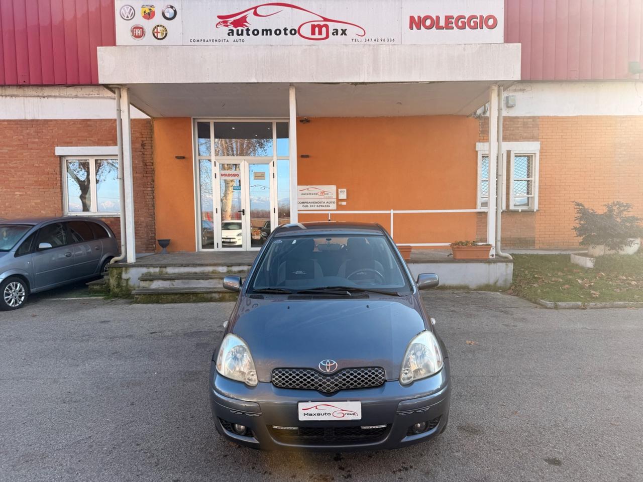 Toyota Yaris 1.0 5 porte