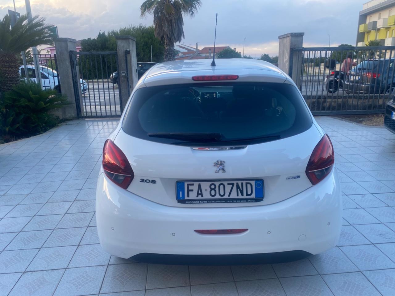 Peugeot 208 1.4 HDi 68 CV 5 porte Active