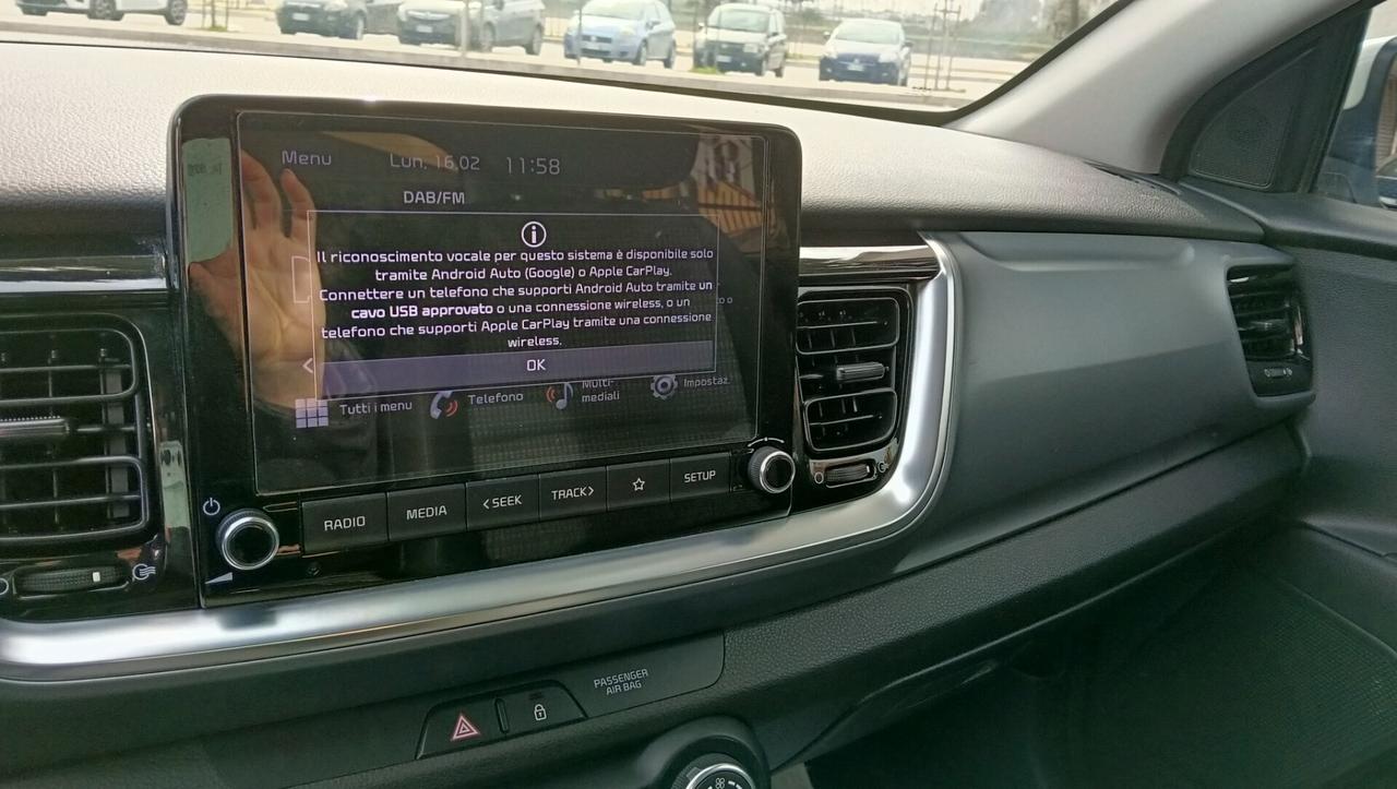 KIA STONIC 1.2 B/GPL-RETROC-KM 40.000