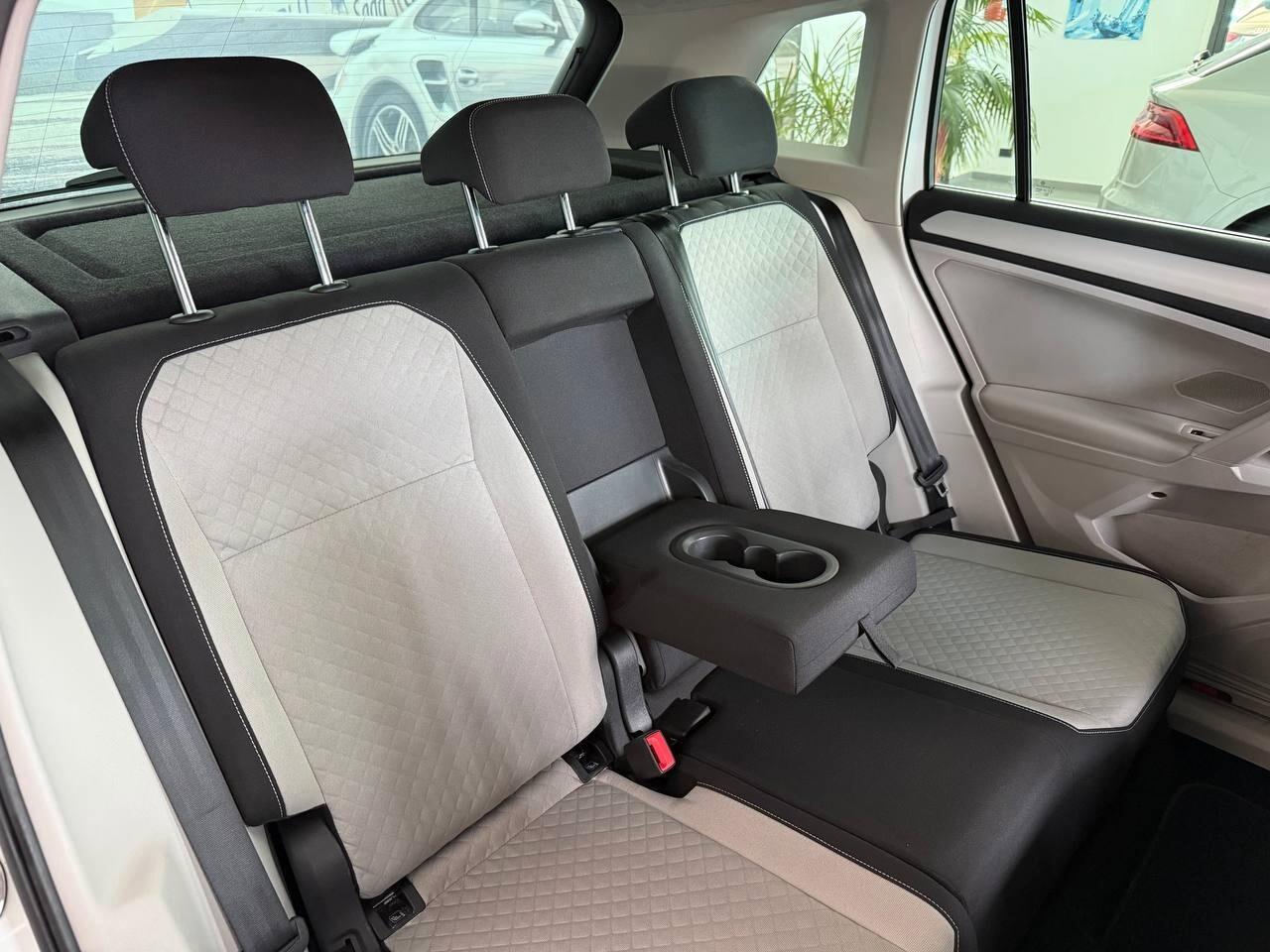 Tiguan 2.0 TDI SCR DSG Business BlueMotion Technology