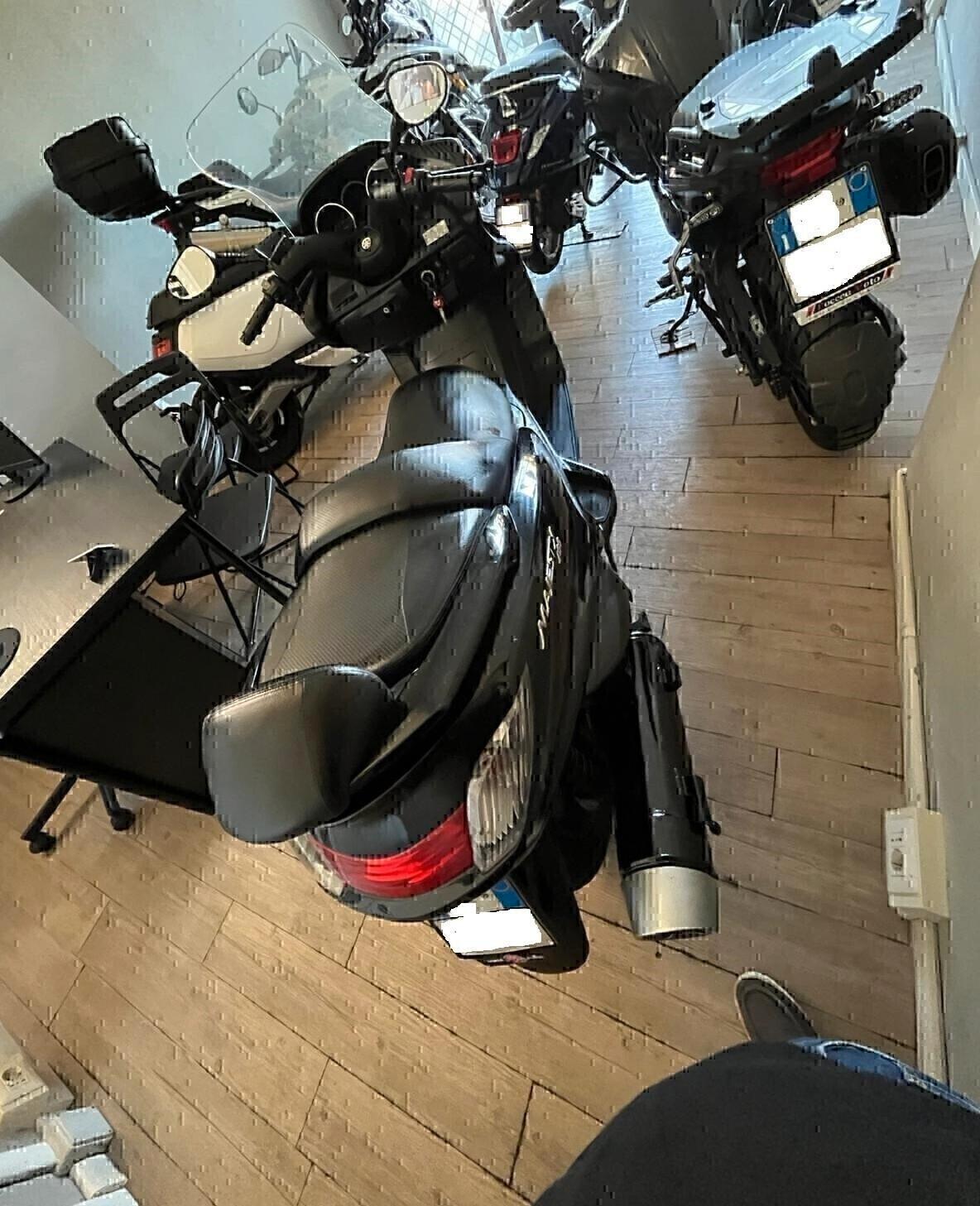 YAMAHA MAJESTY 400