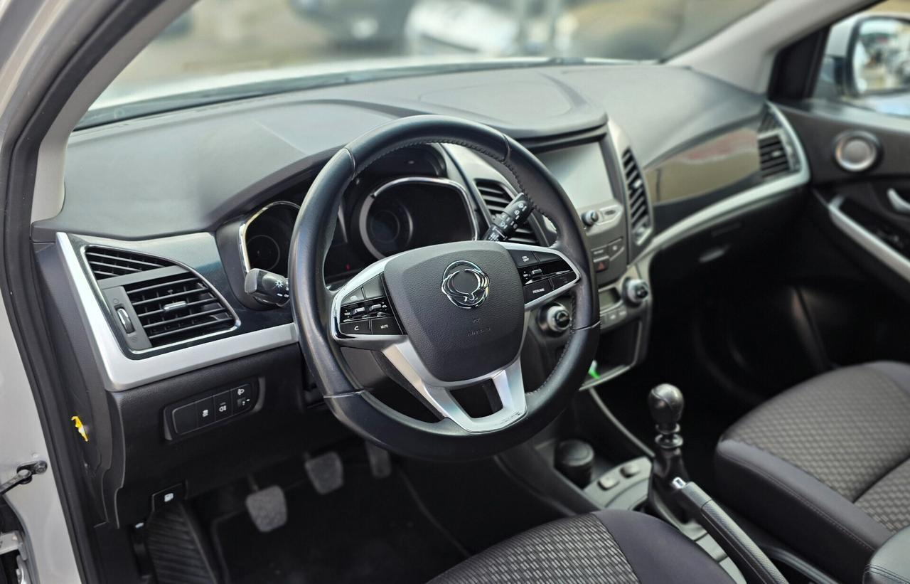 Ssangyong Korando 2.2 Diesel 2WD MT Limited