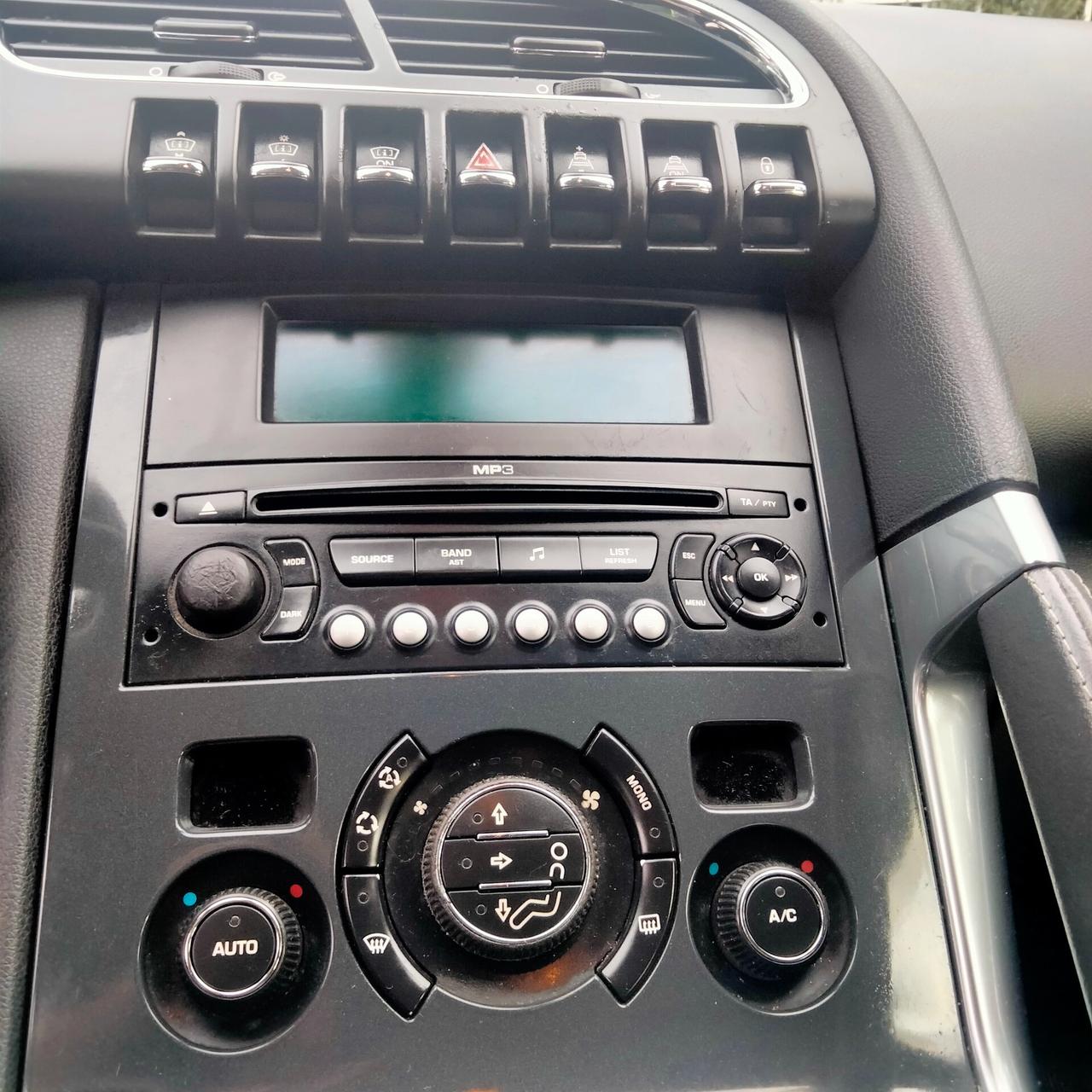 Peugeot 3008 1.6 e-HDi 110 Cavalli Allure