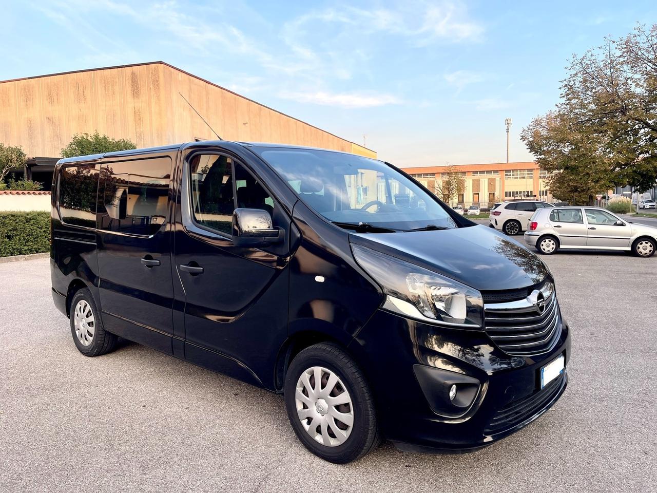 Opel Vivaro 27 1.6 BiTurbo S&S EcoFLEX PC-TN Combi 9 Posti 2015