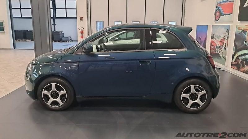 FIAT 500 500e Berlina 23,8 kWh Action
