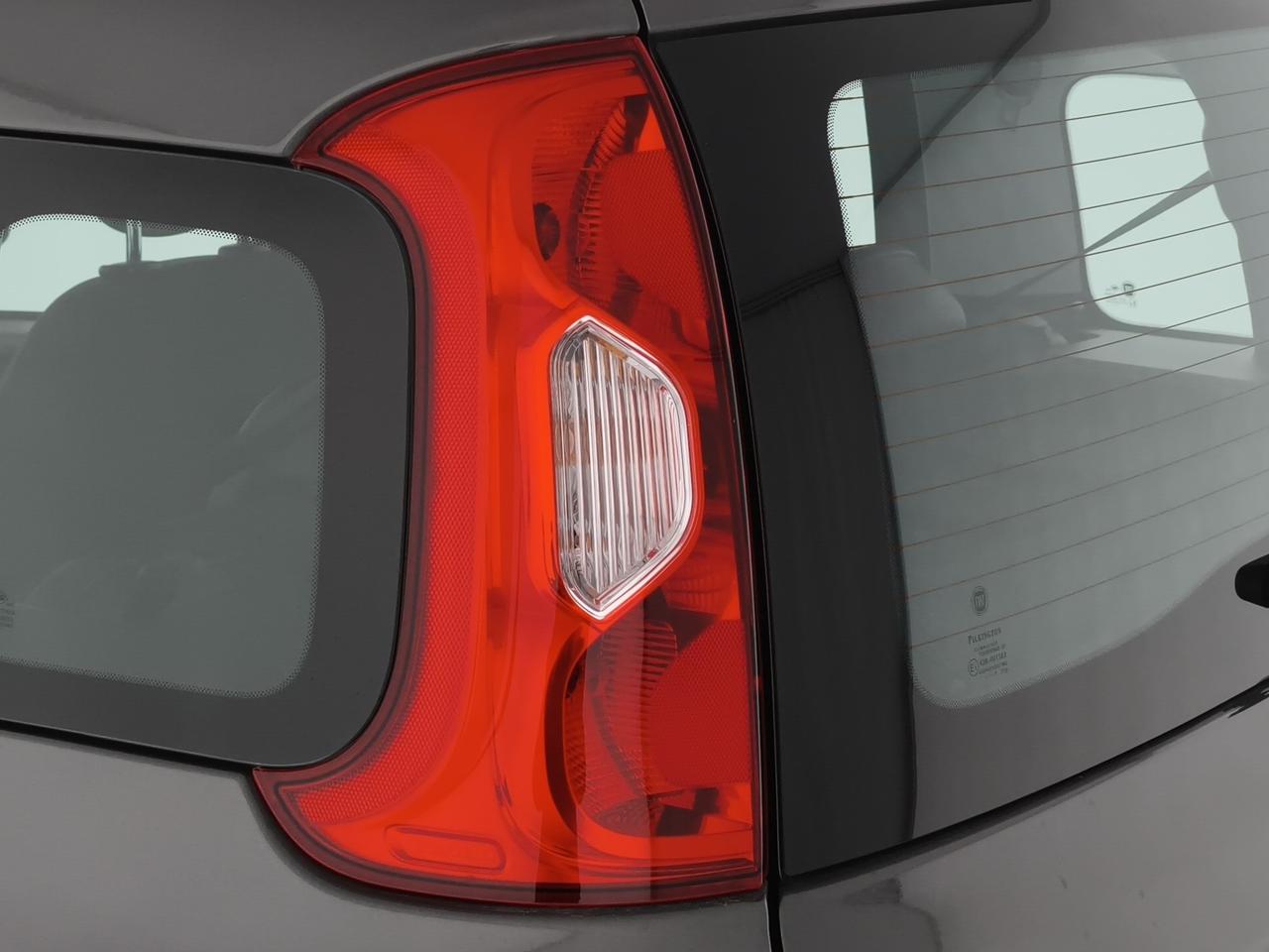 Fiat Panda 1.0 firefly hybrid 70cv 5 Posti