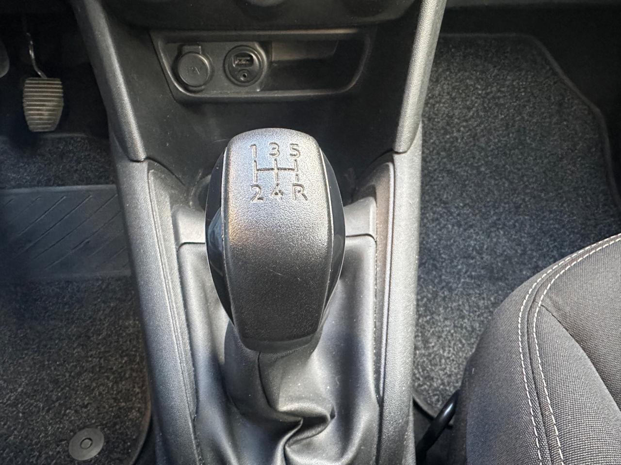 Peugeot 208 PureTech 82 5p. GPL Active