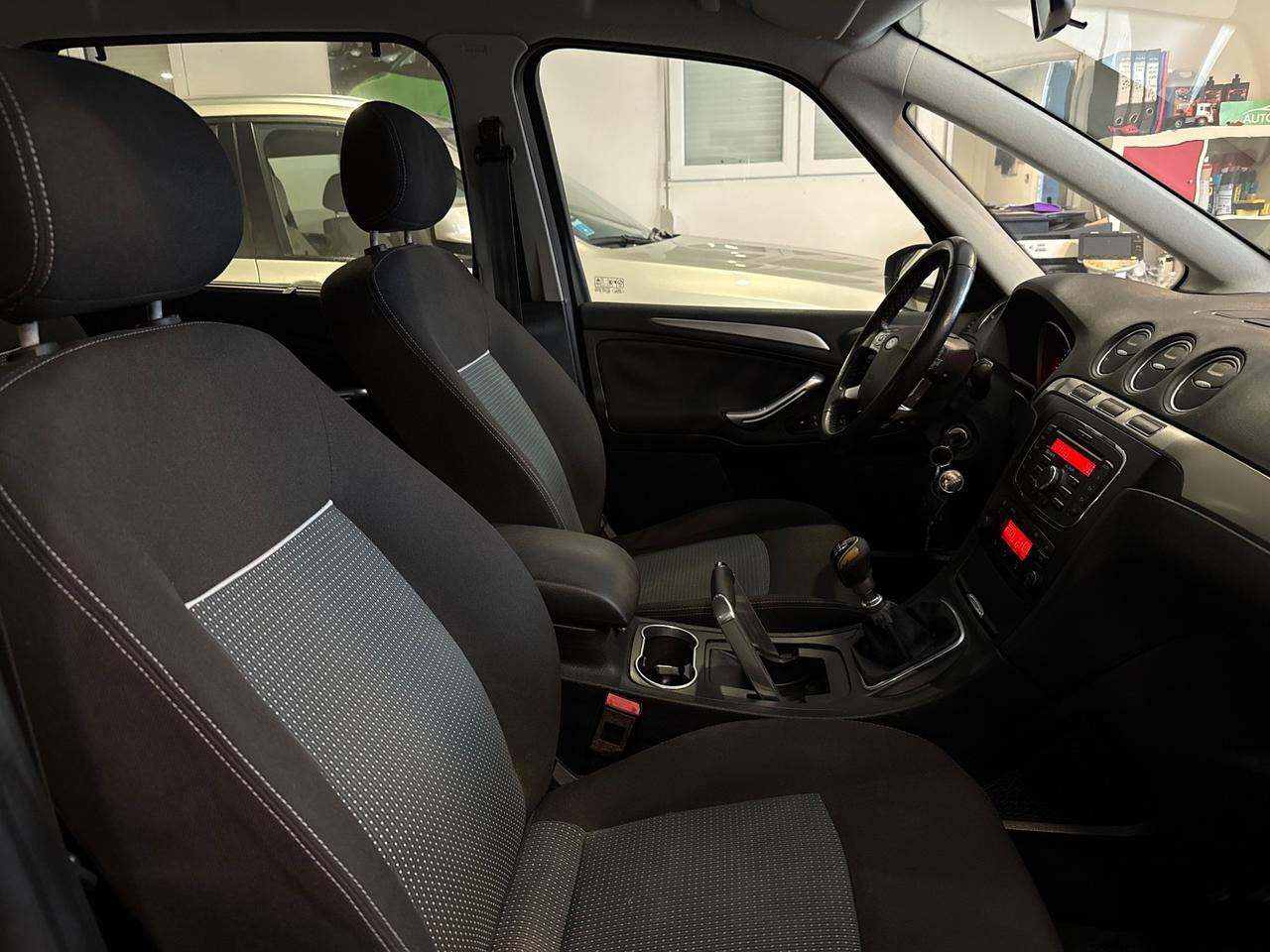 Ford Galaxy 2.0d 7 POSTI ANNO 2012