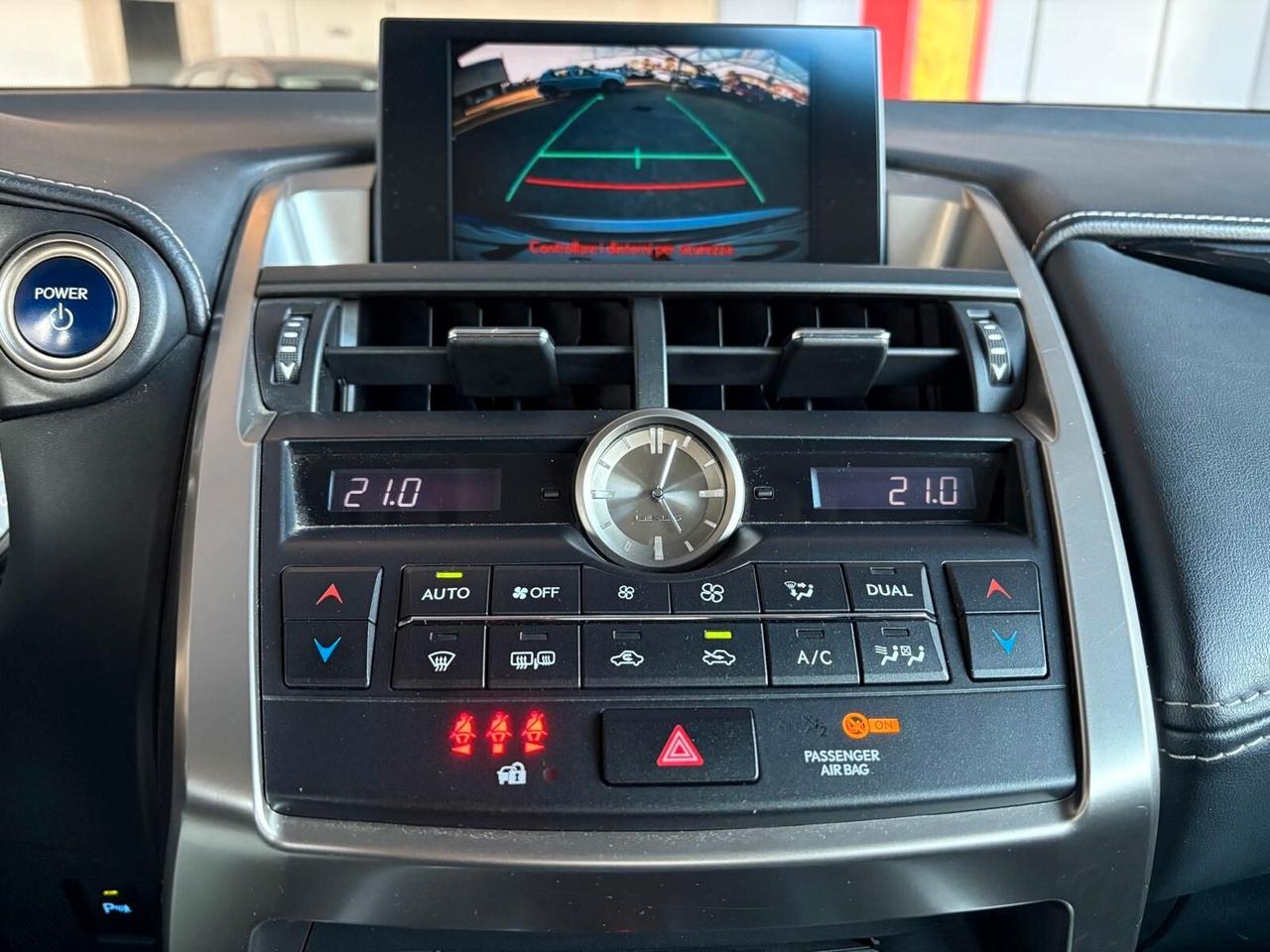 Lexus NX 300h Hybrid Executive