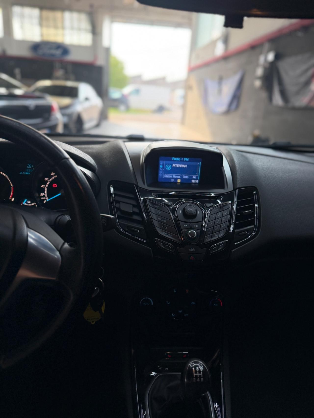 Ford Fiesta 1.5 TDCi 75CV 5 porte Titanium