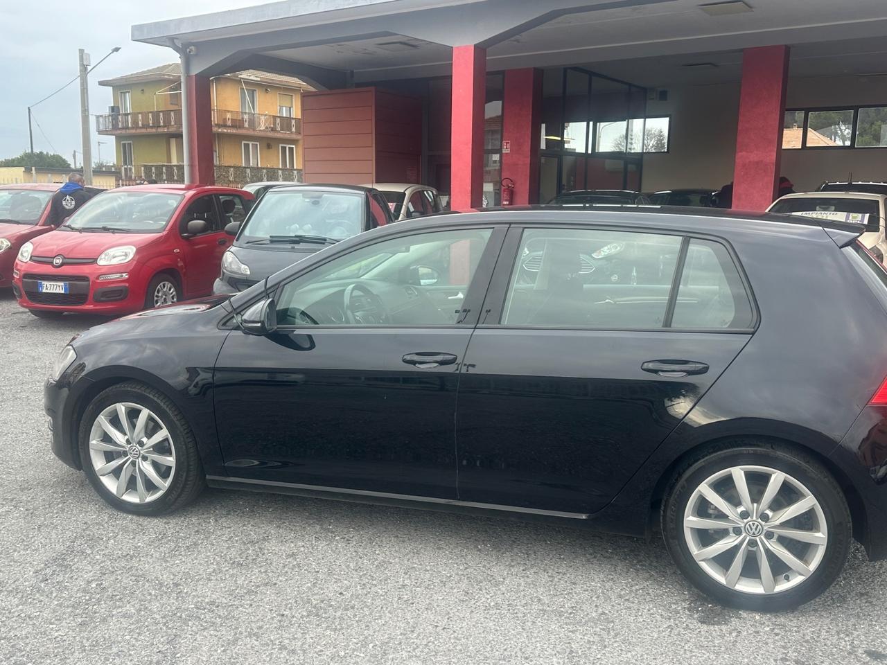 Volkswagen Golf Business 2.0 TDI DSG 5p. Highline BlueMotion Tech.