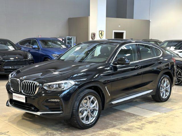 BMW X4 xDrive20d 48V xLine - 19" - Camera - Keyless - IVA