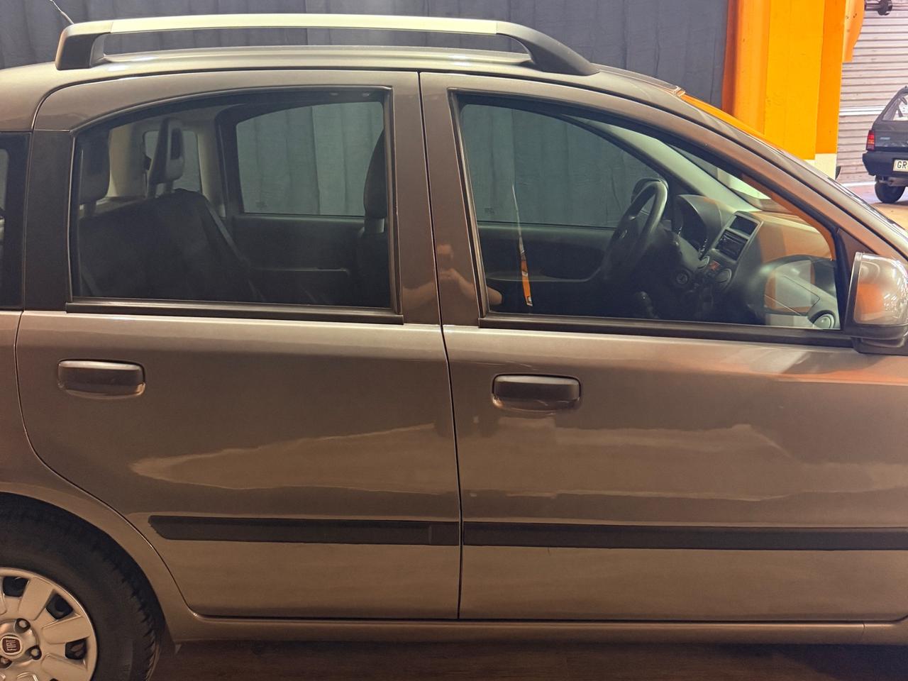 MERAVIGLIOSA FIAT PANDA CON SOLI 77.061 KM