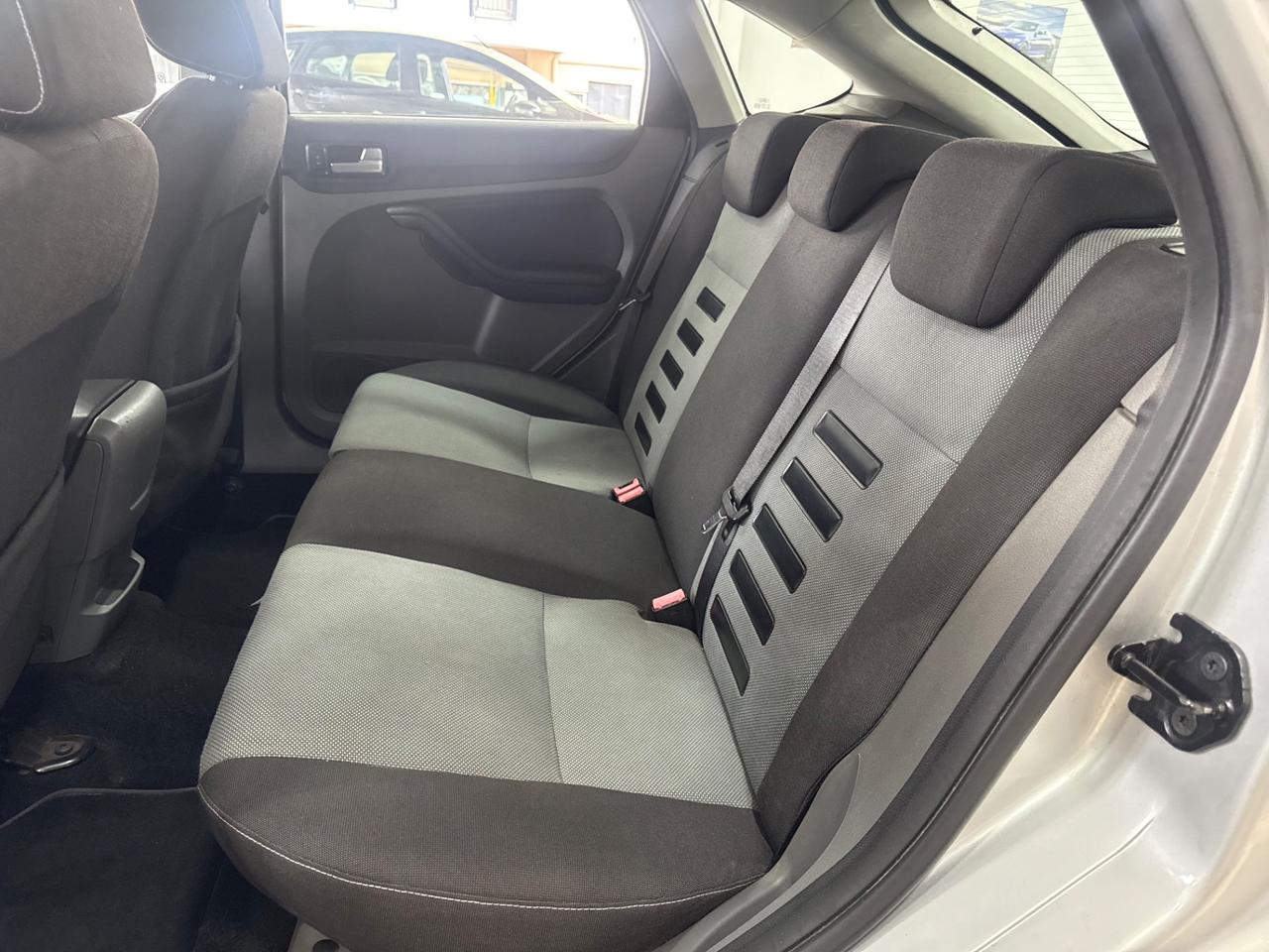 Ford Focus 1.6 Diesel berlina