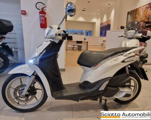 PIAGGIO Liberty 150 .