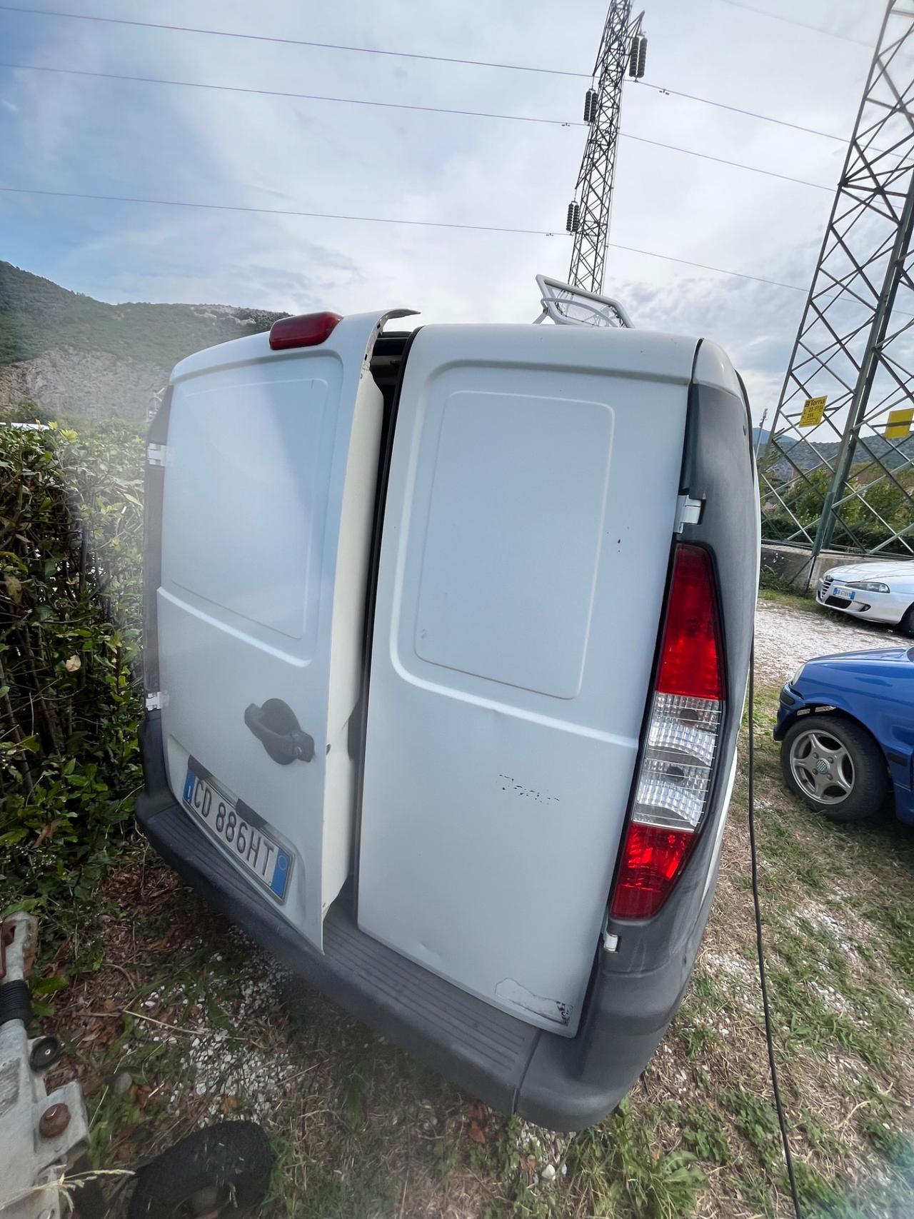 Fiat Dobló coibentato trasporto alimentati