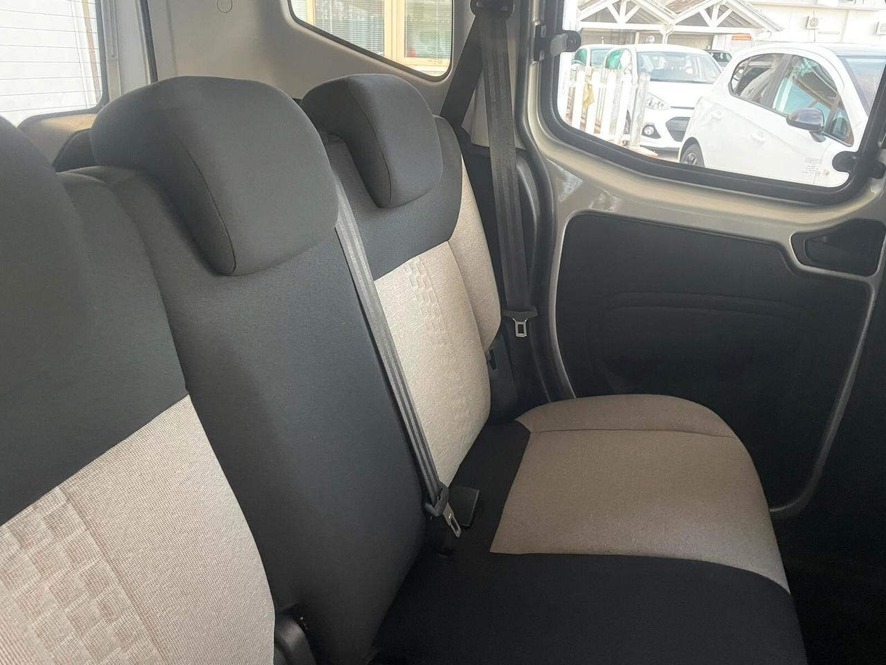 Fiat Qubo 1.4 8V 77 CV Lounge Natural Power