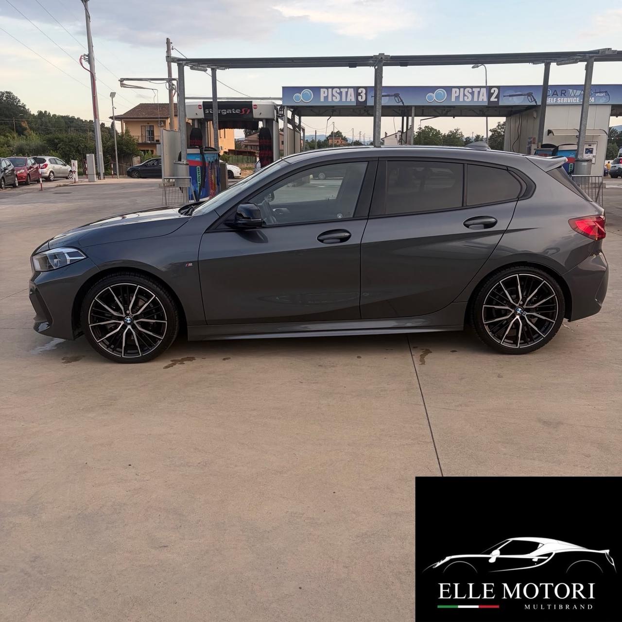 Bmw 116 116d 5p. Msport