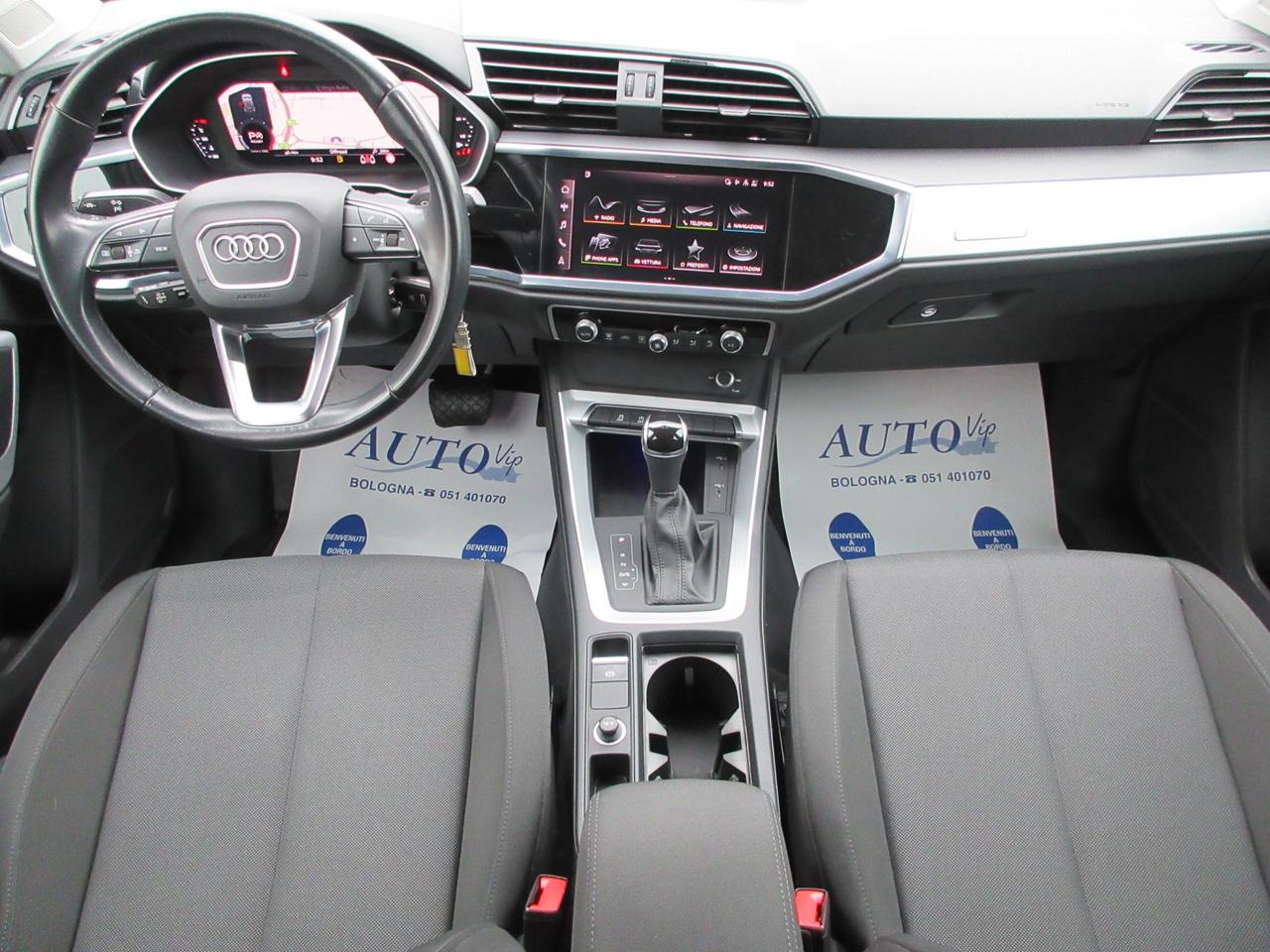 Audi Q3 35 2.0 tdi Business quattro s-tronic