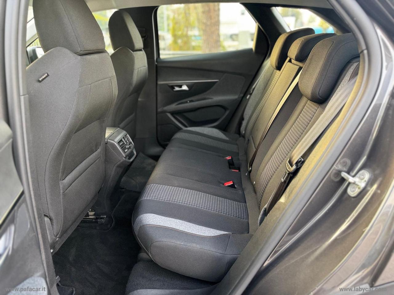 PEUGEOT 3008 BlueHDi 130 S&S EAT8 Allure